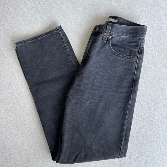 Levi’s Dad Jeans - Picture 5 of 9